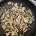 クックANLLO1☆'s cooksnap of when they made こってり旨☆豚肉とごぼうの味噌マヨ炒め.