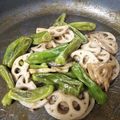 みみ母's cooksnap of when they made お弁当にも！あと一品のレンコンの煮物.