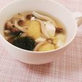 クックHG9V8Y☆'s cooksnap of when they made 油揚げとしめじ豆腐わかめのお味噌汁☆.