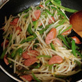 えみりんたん's cooksnap of when they made モヤシとピーマンとウインナーの炒め物.