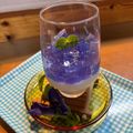 お山のエイ's cooksnap of when they made カルピス牛乳とバタフライピーで夏色ゼリー.