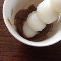 フランクフルトJr's cooksnap of when they made 材料３つ！おやつにぴったり☆ココアだんご.