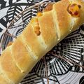 samu19's cooksnap of when they made HBで簡単☆ゴーダチーズinフランスパン.