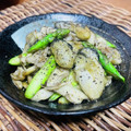 料理男子部's cooksnap of when they made アスパラと茸と牡蠣のバター醤油炒め.
