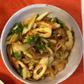 caruga's cooksnap of when they made ちくわ・ セロリのカレー＆ソース炒め.