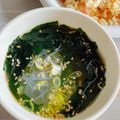 シルバニア's cooksnap of when they made くるくる春雨ポンっ♪器で1人分だけスープ.