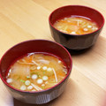 yokon☆'s cooksnap of when they made 白菜 えのき 人参の味噌汁^^.