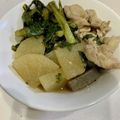 ⭐︎海⭐︎'s cooksnap of when they made 子供も大好き☆大根と豚肉と春菊の絶品煮物.