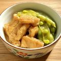 お料理ニャロメ's cooksnap of when they made 春に〜砂糖えんどうと油揚げの煮物はいかが.
