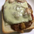むぃ♪'s cooksnap of when they made 残ったカレーで♪カレーチーズトースト☆.
