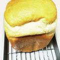 三つ葉つくし's cooksnap of when they made HBで牛乳でふんわり♪食パン.