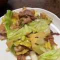 ＡＨＯ's cooksnap of when they made 豚肉と春キャベツのガリバタ醤油炒め.