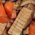 ☆tsukiko☆'s cooksnap of when they made 角麩と干ししいたけの煮物.