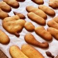 yabuyuki's cooksnap of when they made 余った卵白で◎ラングドシャ.