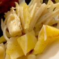 MULA's cooksnap of when they made えのきとたくあんの炒め物.