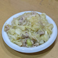 ラリー＆サラ's cooksnap of when they made 豚肉とジャガイモとキャベツの塩だれ炒め.