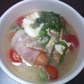 55sayapon's cooksnap of when they made トマトと卵のチーズいりコンソメスープ.