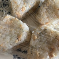 R2016's cooksnap of when they made *鮭としらすの胡麻おにぎり*.
