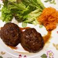kpえもん♪'s cooksnap of when they made ☆ご飯とみそ汁の時の簡単ハンバーグ♪.