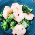 ◎ゆうさん's cooksnap of when they made えびとブロッコリーのニンニク炒め.