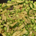 はぴらん's cooksnap of when they made 叩ききゅうりと枝豆の中華炒め＊.