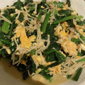 もこもこぼんぼん's cooksnap of when they made ほうれん草えのき卵の炒め物★.