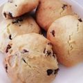 chaco15's cooksnap of when they made ケーキミックスでさくさくチョコスコーン.