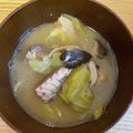 ヴィーナスけい's cooksnap of when they made サバ缶キャベツ平茸味噌汁.