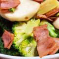 ちよ蛙's cooksnap of when they made 簡単！カブとブロッコリーのベーコン炒め.