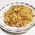 やっちょこ's cooksnap of when they made 簡単うまいソーセージのパラパラチャーハン.