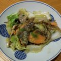 くろわさび's cooksnap of when they made ☆塩鮭と白菜としめじの塩だれ炒め☆.