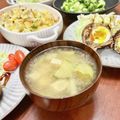 Superlittleboo's cooksnap of when they made ズッキーニと豆腐の味噌汁.