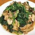 vabochan's cooksnap of when they made ほうれん草と舞茸の中華炒め♪.