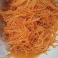 蟻が十's cooksnap of when they made すし酢で簡単キャロットラペ♪.