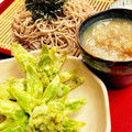serafin's cooksnap of when they made ざるそば用「シソおろしつゆ」にハマる.