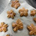 猫の手程度's cooksnap of when they made サクっと軽い♪　桜のデュシェス.