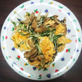 クック8KN99G☆'s cooksnap of when they made 舞茸と卵のバター炒め.
