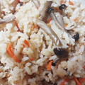 scapulteca's cooksnap of when they made ごぼうと舞茸のあっさり炊き込みご飯.