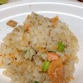 ☆megunyan☆'s cooksnap of when they made 白だしで！鮭と枝豆の簡単炊き込みご飯.