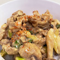コテツ君のママ's cooksnap of when they made 超簡単☆こく旨！豚しゃぶ肉のオイマヨ丼.