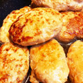 クックRMG49F☆'s cooksnap of when they made 定番比率✨照り焼きだれのとりつくね.
