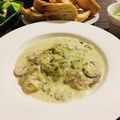 かなぽん☆☆'s cooksnap of when they made 簡単♪鶏もも肉のマスタードクリーム煮.