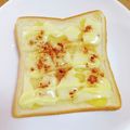 ＊なぁ＊'s cooksnap of when they made 『ママレードトースト♥ チーマヨ風味』.