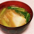 桜月❀咲良mommy's cooksnap of when they made 余ったカレーでお味噌汁.