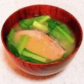 桜月❀咲良mommy's cooksnap of when they made 体ぽかぽか♪鮭と小松菜の酒粕みそ汁.