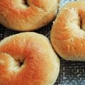 ✿桜咲✿'s cooksnap of when they made 粉と塩と蜂蜜だけ。45分でできるベーグル.