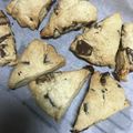 Shii♫'s cooksnap of when they made 簡単スタバ風チョコスコーン.