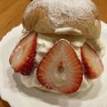 もゆずん's cooksnap of when they made バターロールde苺のマリトッツォ.