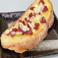 キンプリ's cooksnap of when they made いつかあなたと 簡単サラミチーズトース.