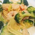しおん初心者lv1's cooksnap of when they made 海老とブロッコリーの☆簡単クリームパスタ.